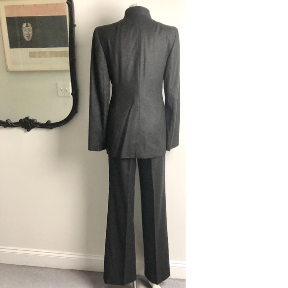 Akris 100% Cashmere Grey Suit, Vintage - Picture 6 of 14